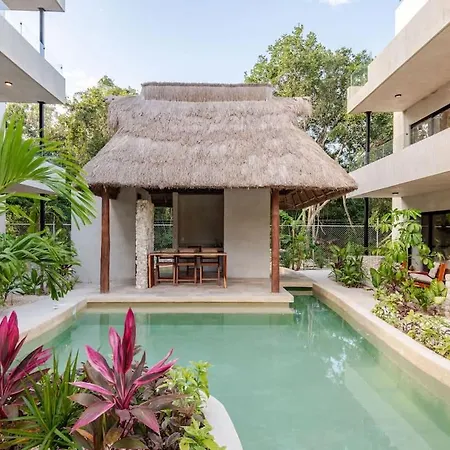 Loft With Private Pool Apartment